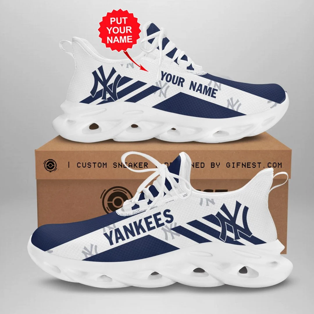 Custom MLB New York Yankees Custom Name Max Soul Shoes V4 Sneaker MS0601